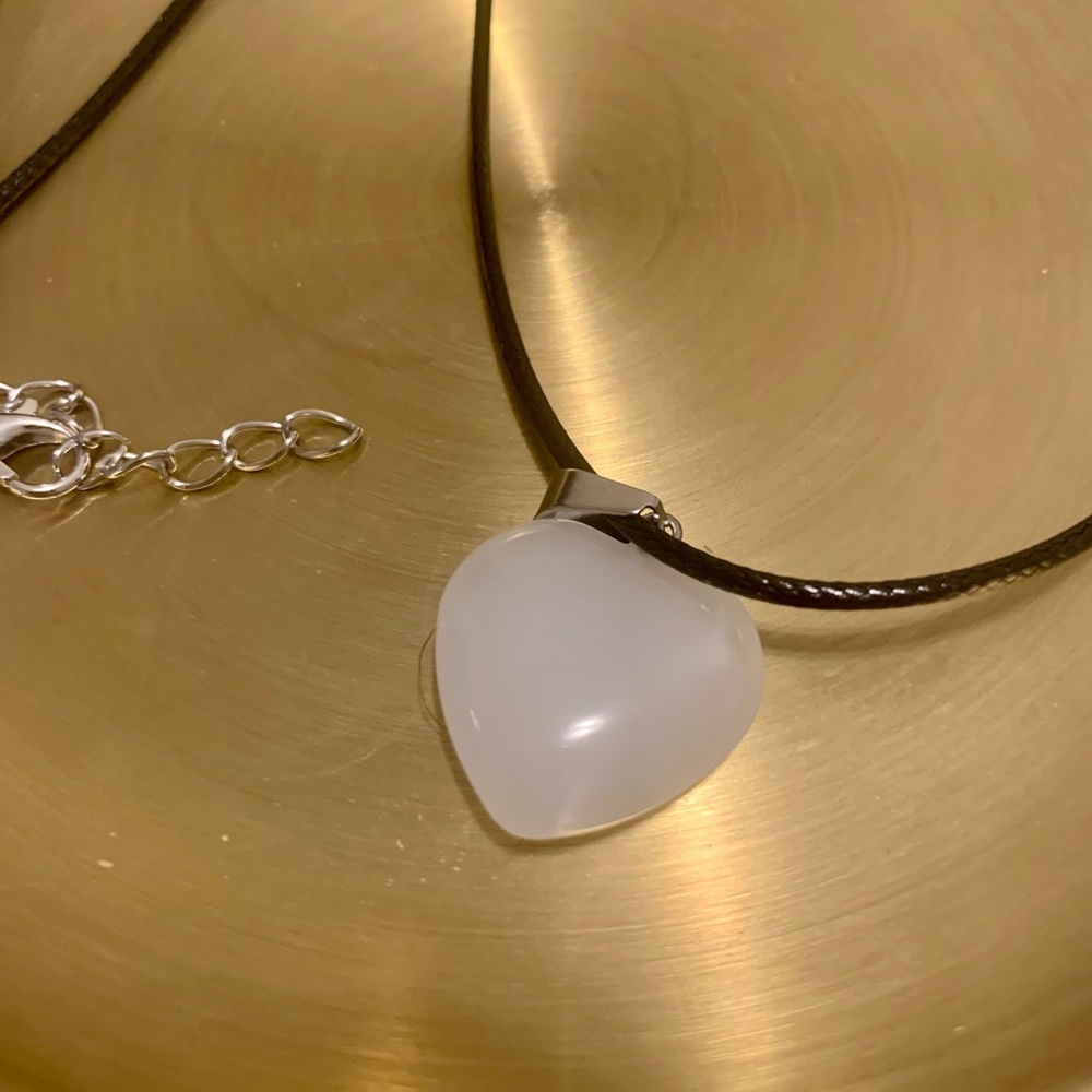 Elegant Milky White Heart Pendant Necklace